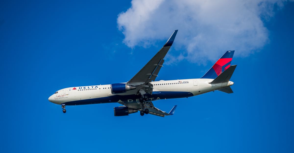 how to get complimentary upgrade delta