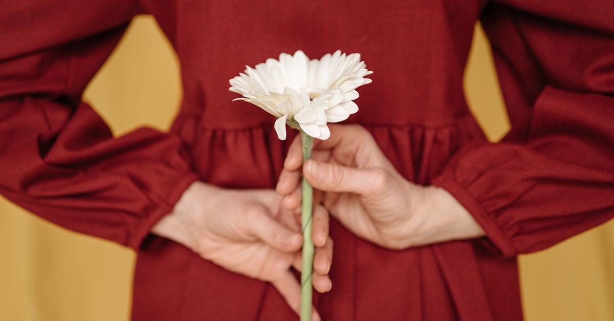 birth flower by month and meaning
