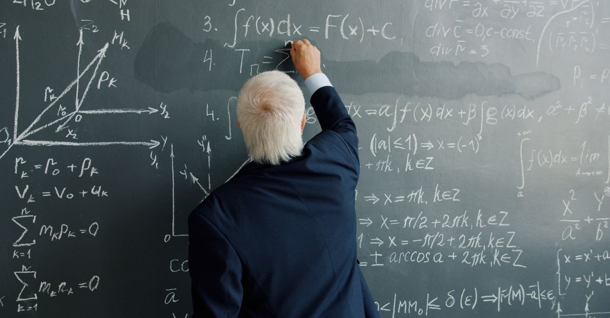 how to calculate pythagorean theorem in python