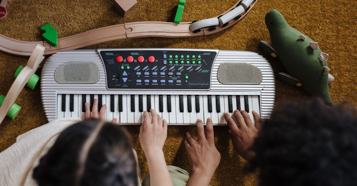 can i play with only a keyboard when i play knights and knaves