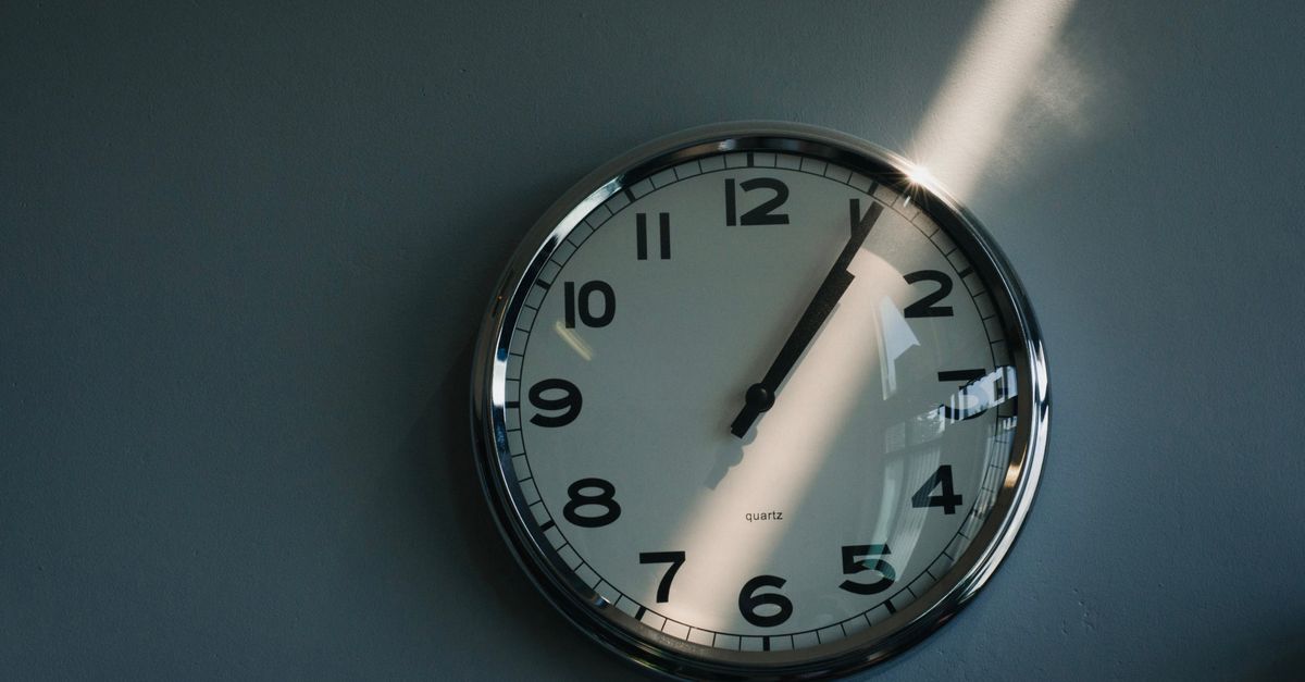 convert seconds to days hours minutes seconds