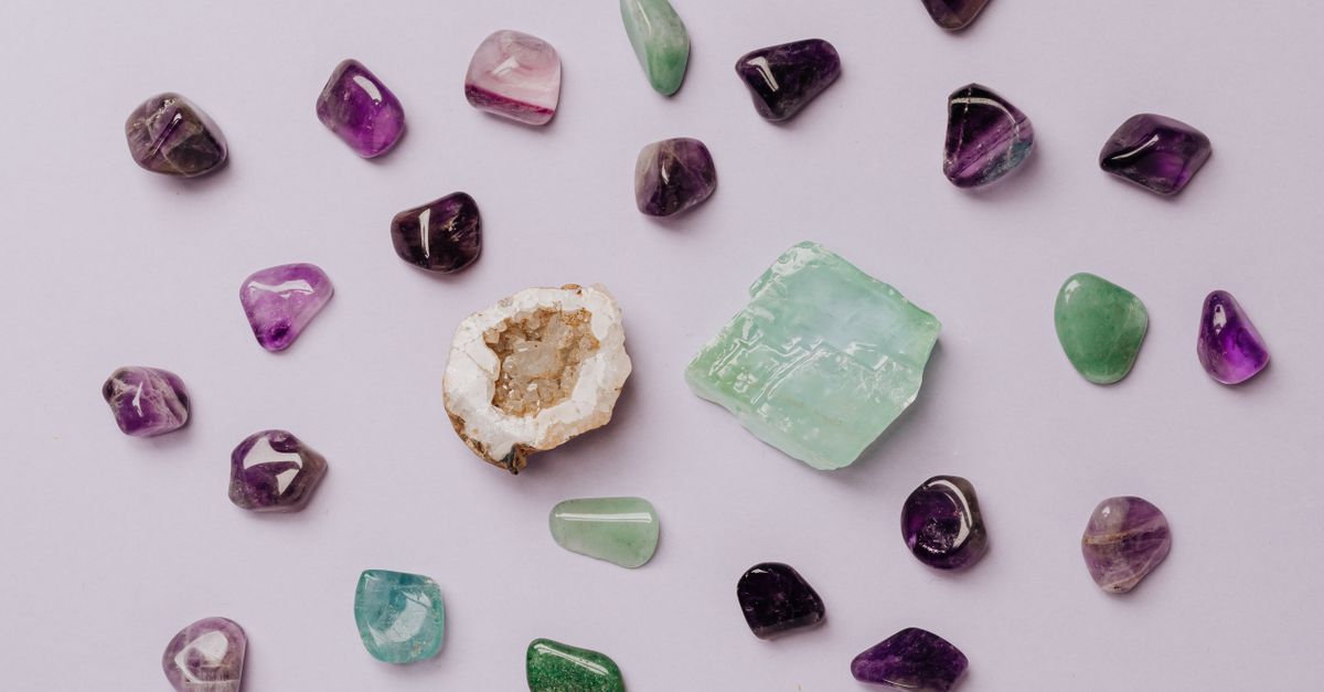 does my exact birth date change which stone i get when i use birthstone by month