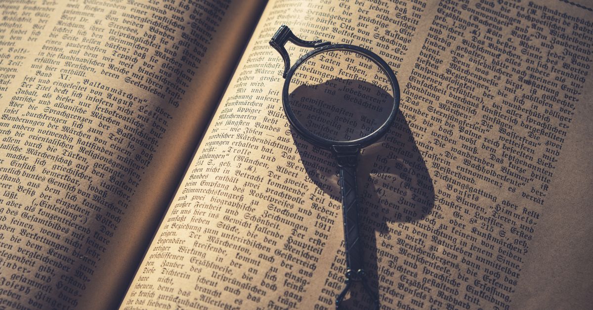 does the compress pdf tool preserve text and links