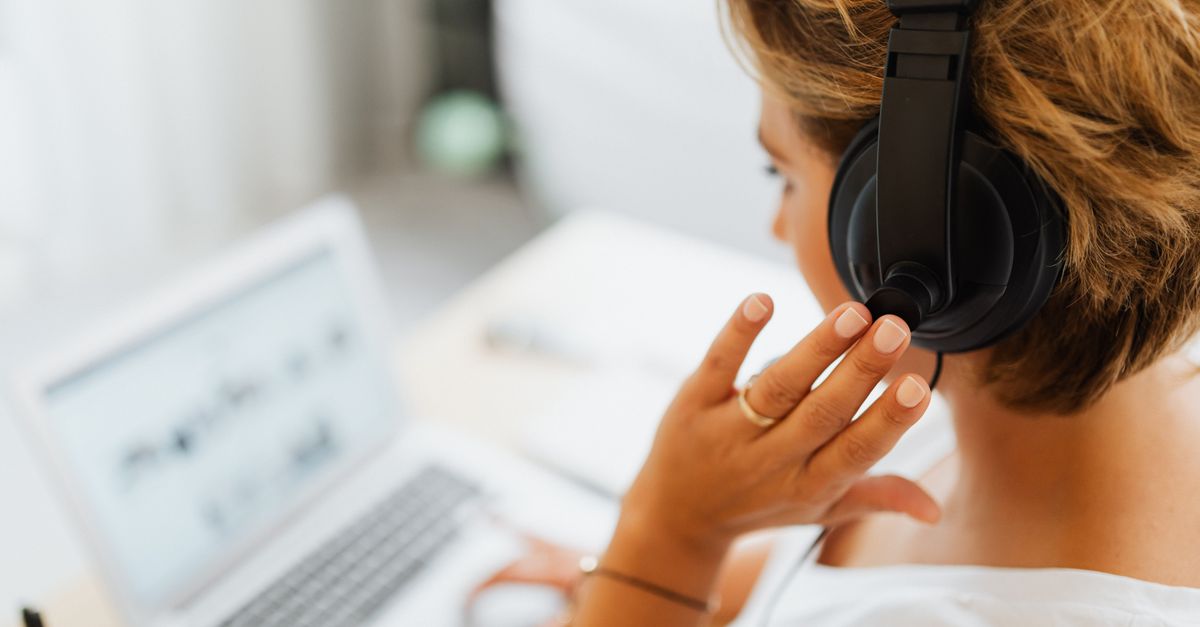extract audio from video meaning