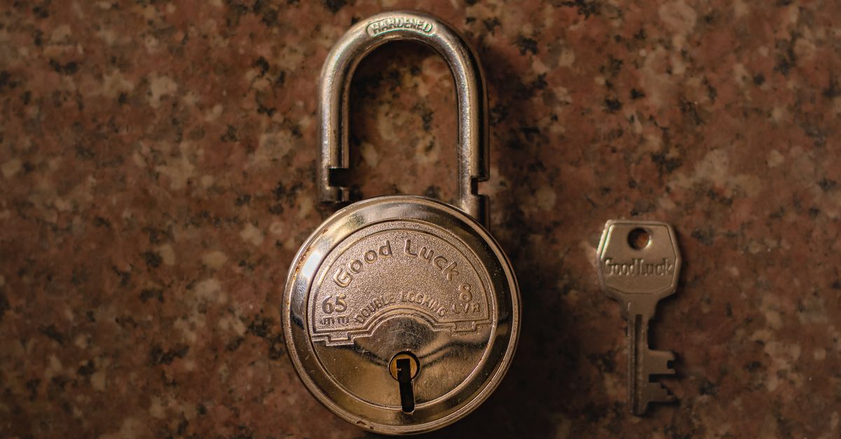 create rsa key to enable ssh cisco