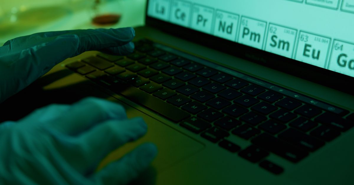 how does interactive periodic table work