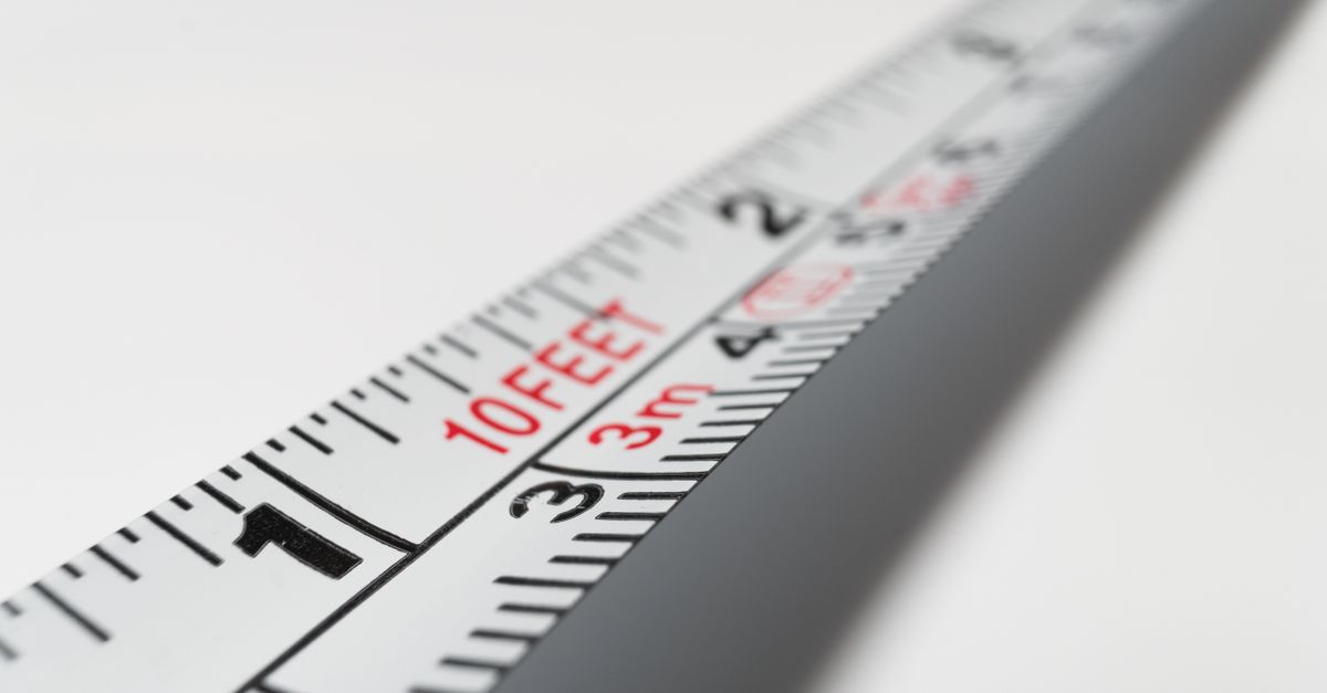 how to calculate curtain fabric in meters