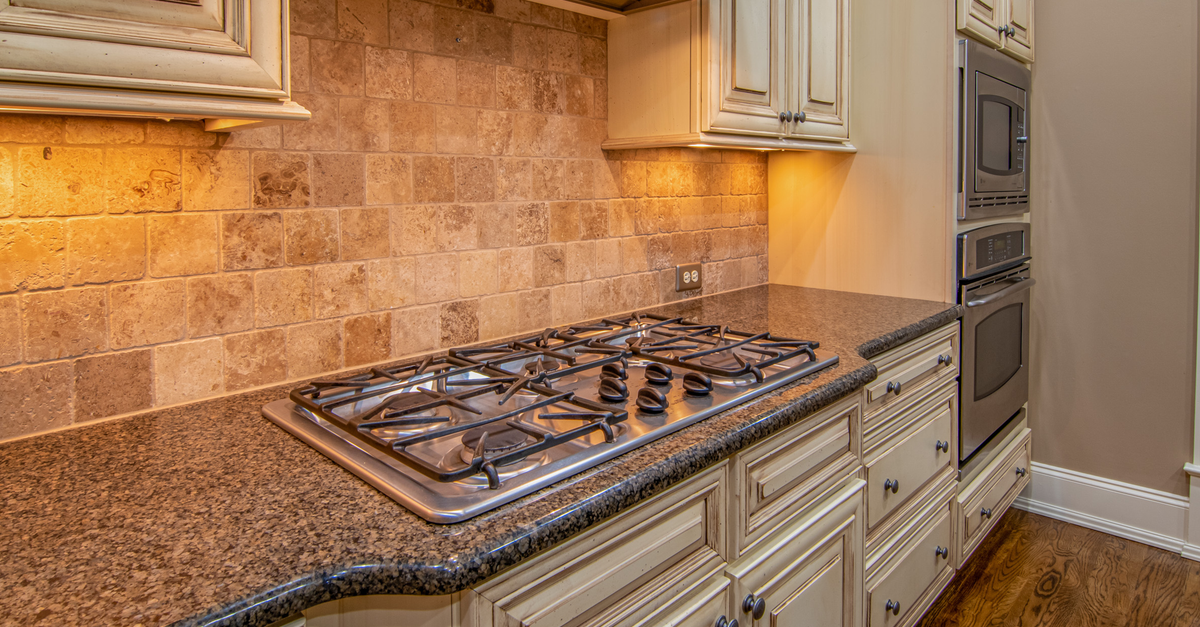 how to calculate tile backsplash square footage