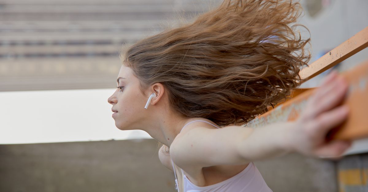 how to change volume on airpods