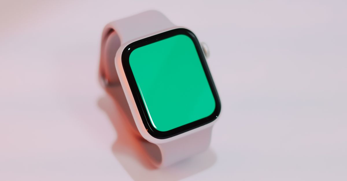 how to change volume on apple watch
