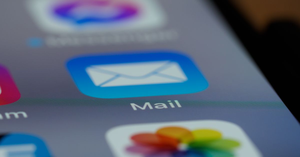how to email secretary of state