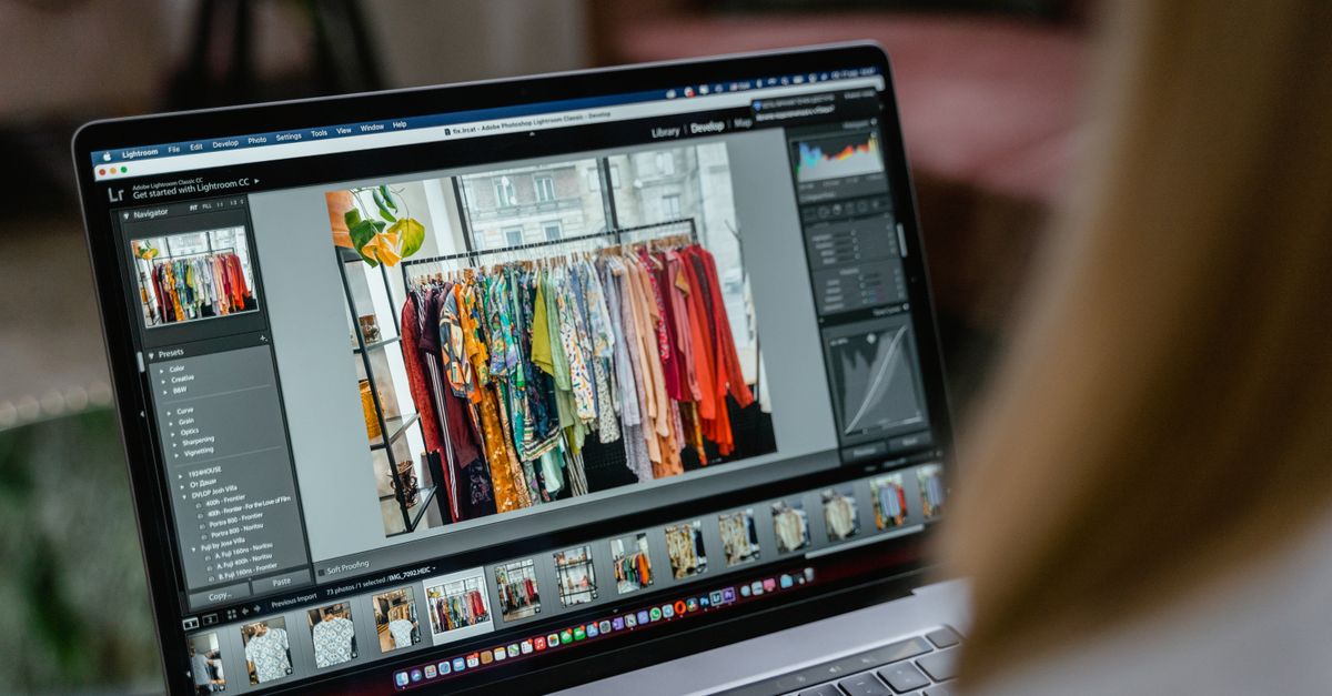 how to extract picture from excel header