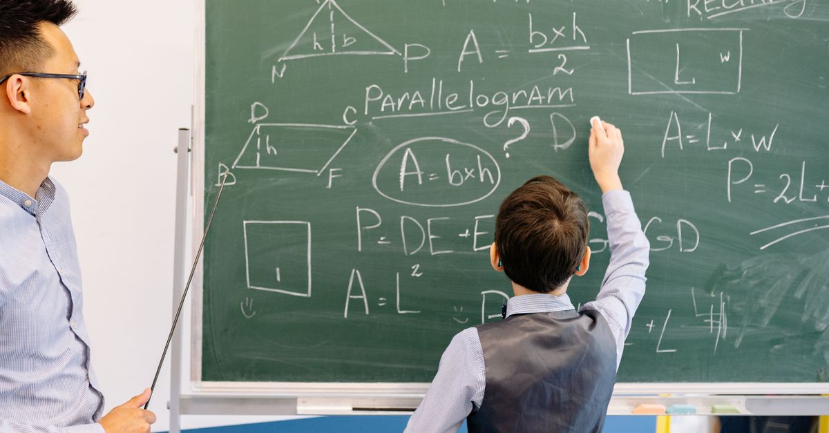 how to find parallelogram area and perimeter