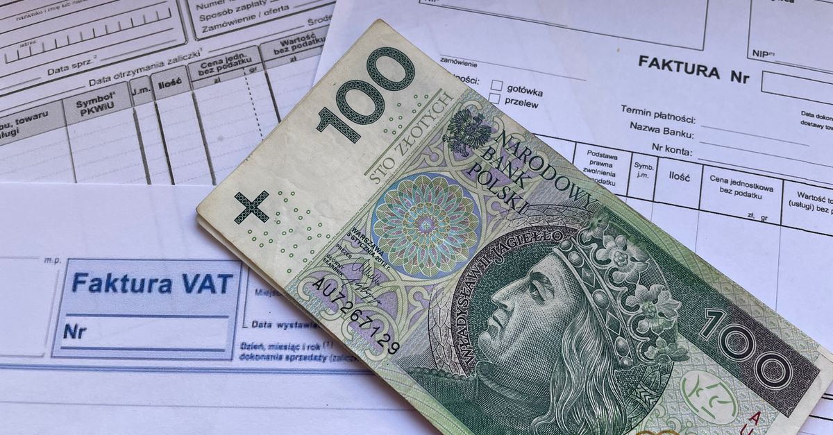 how to generate invoice on etims