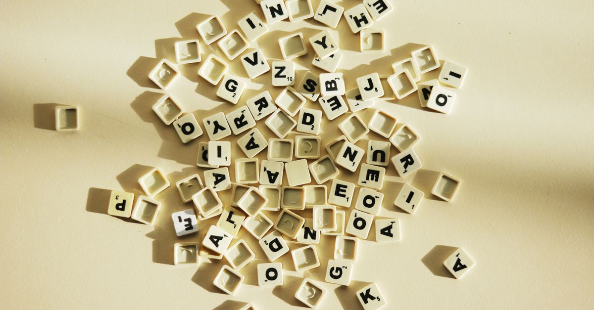 how to generate random characters in python