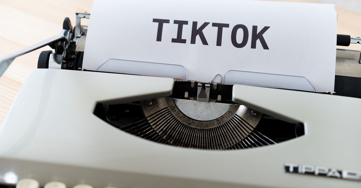 how to get bold text on tiktok