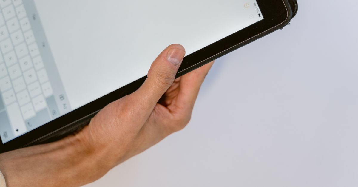 keep screen on ipad