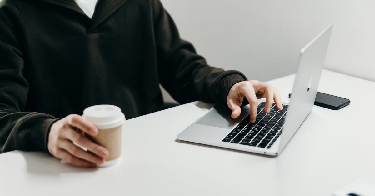how to use text to speech on mac