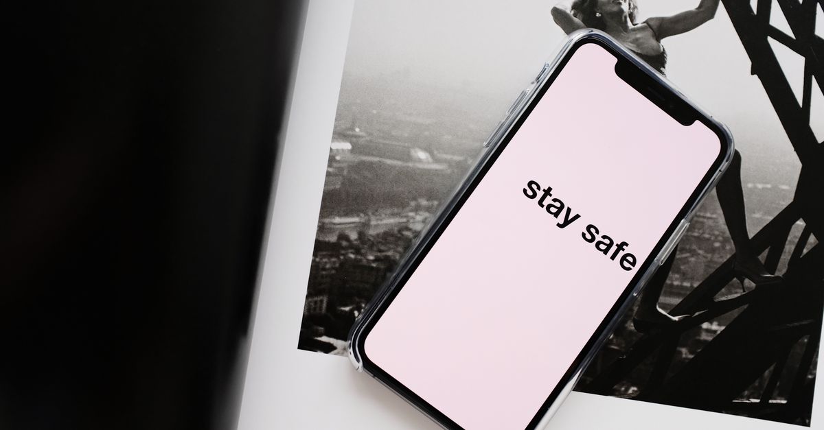 is image overlay safe to use online
