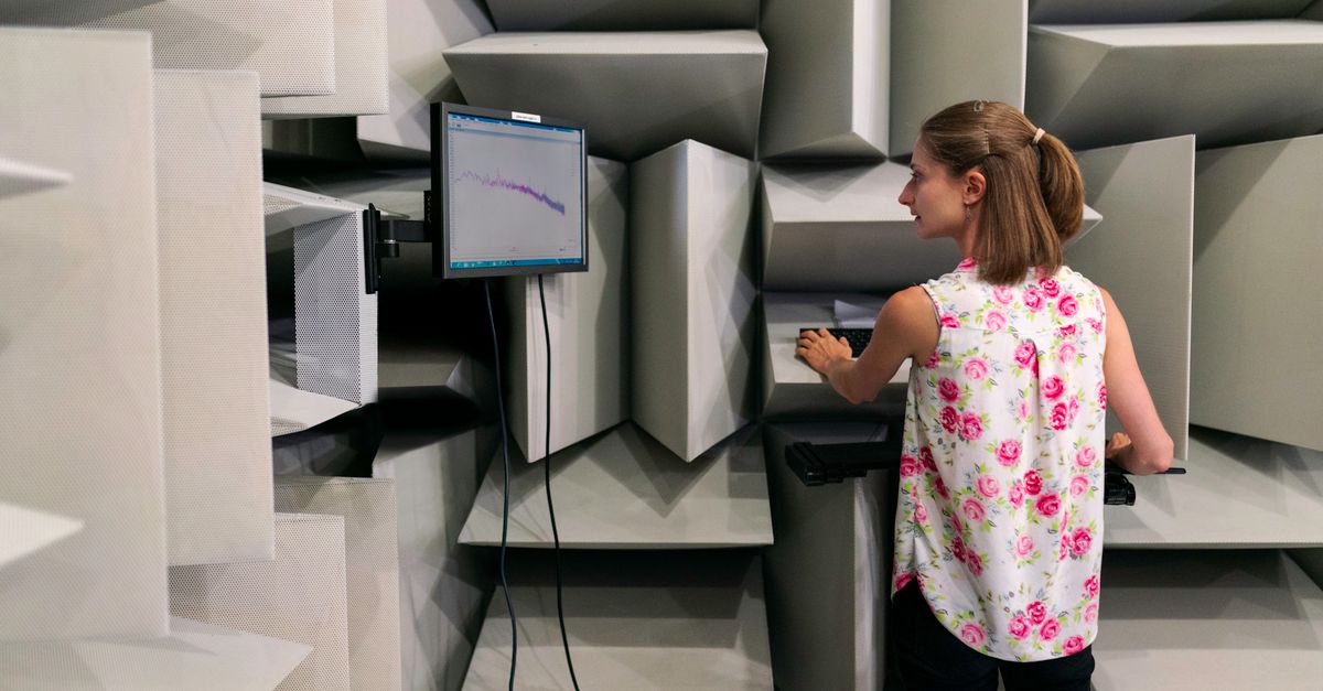 white noise generator test online