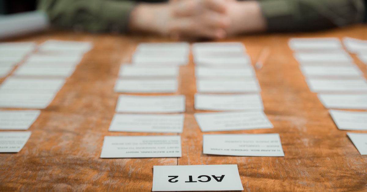story plot generator free