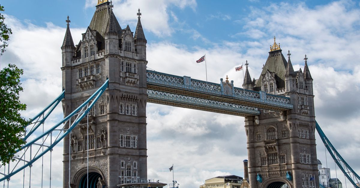 tower of hanoi vs tower of london