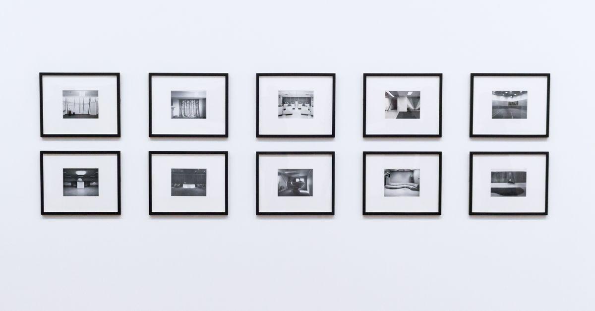 how do you change a picture to black and white