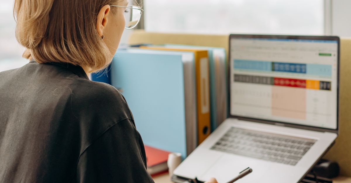 how to view excel online history
