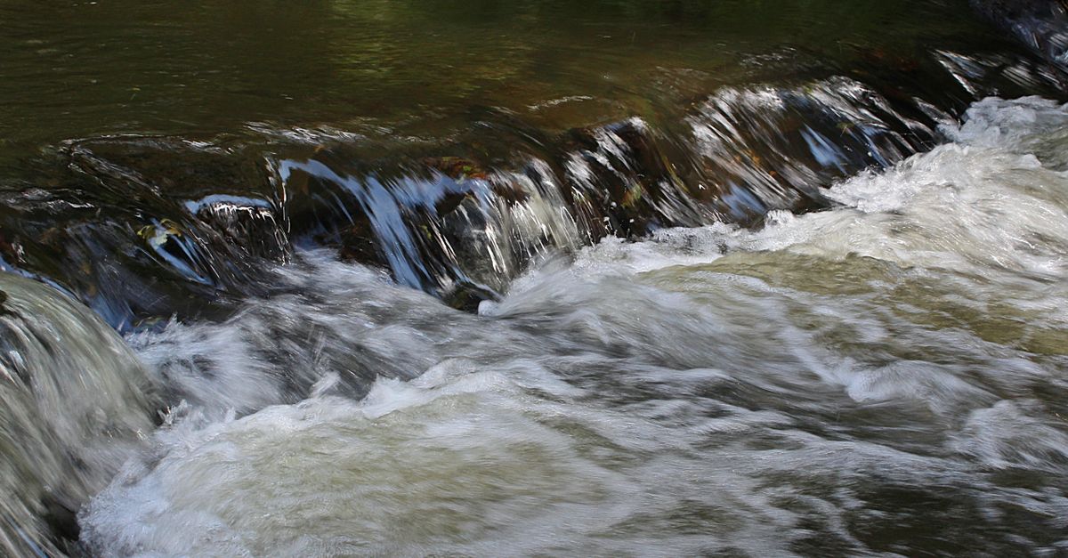 water flow game