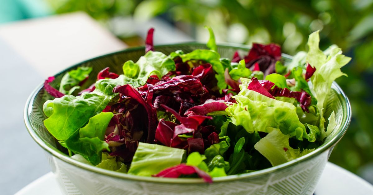 what to mix with coleslaw mix