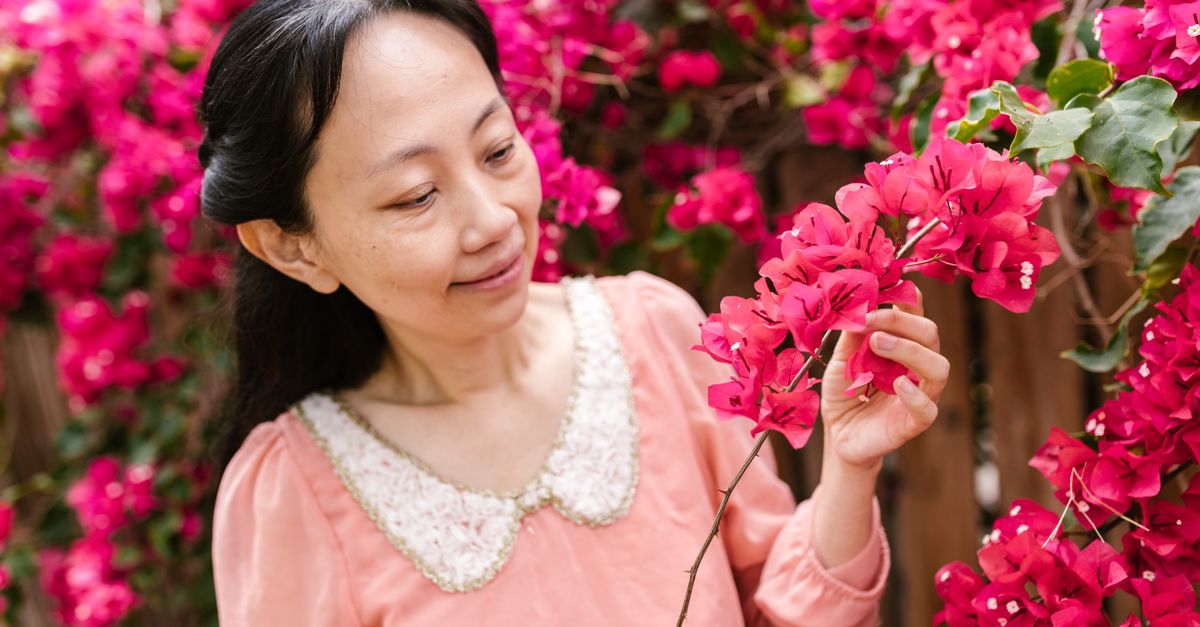 how do i decide whether i need to use birth flower by month